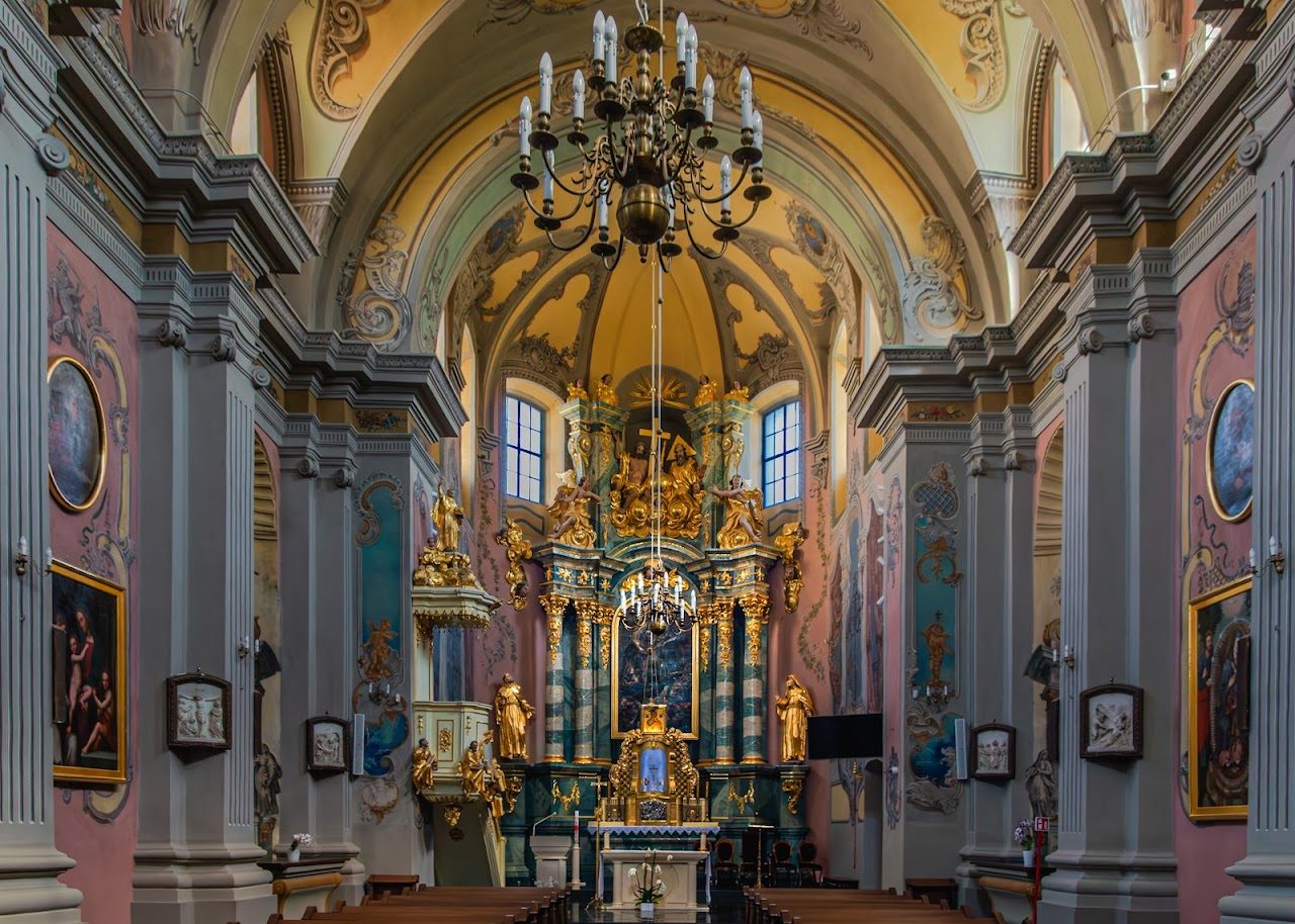 Bogato zdobione wnętrze