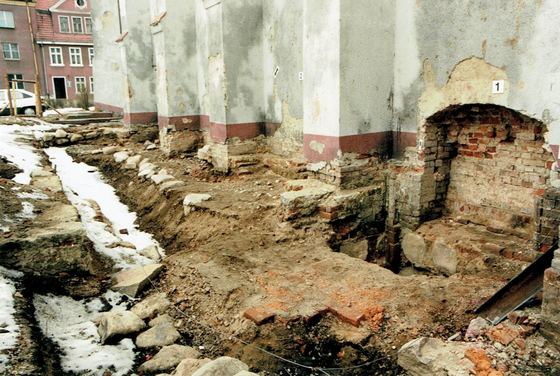 Badania archeologiczne przy cerkwi (1991)