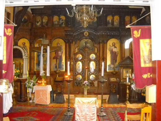 Dębowy ikonostas w rzadkim stylu monachijskim