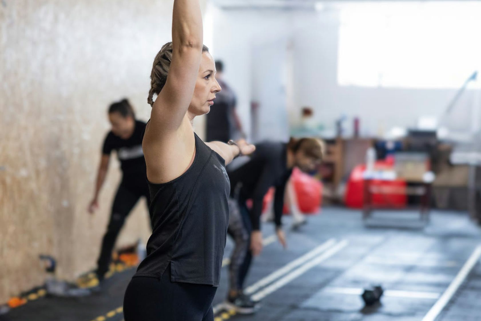Trening funkcjonalny w boxie CrossFit Magazyn 38 w Piasecznie