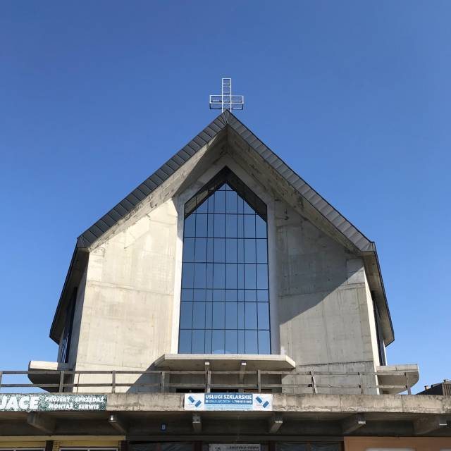 Szklana fasada budowanego Sanktuarium św. Jana Bosko