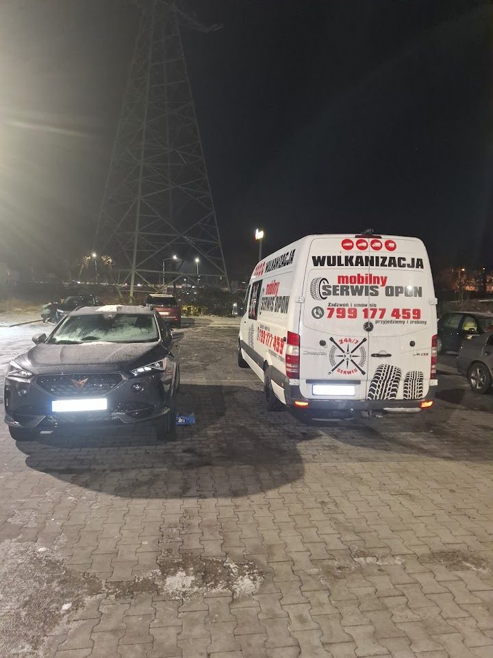 Oznakowany van — mobilny serwis opon Szczecin, 24h