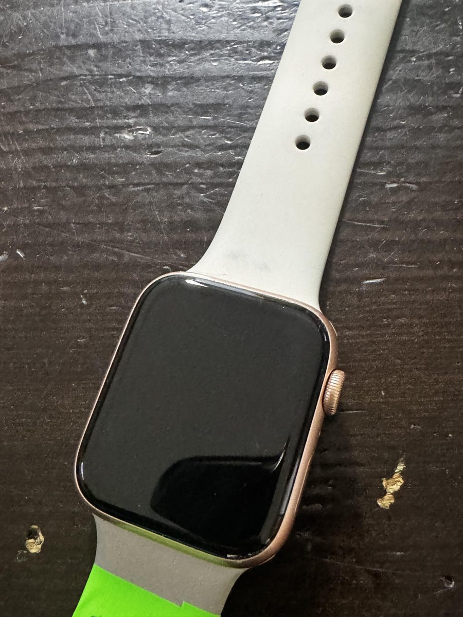 Apple Watch po naprawie — widok całości