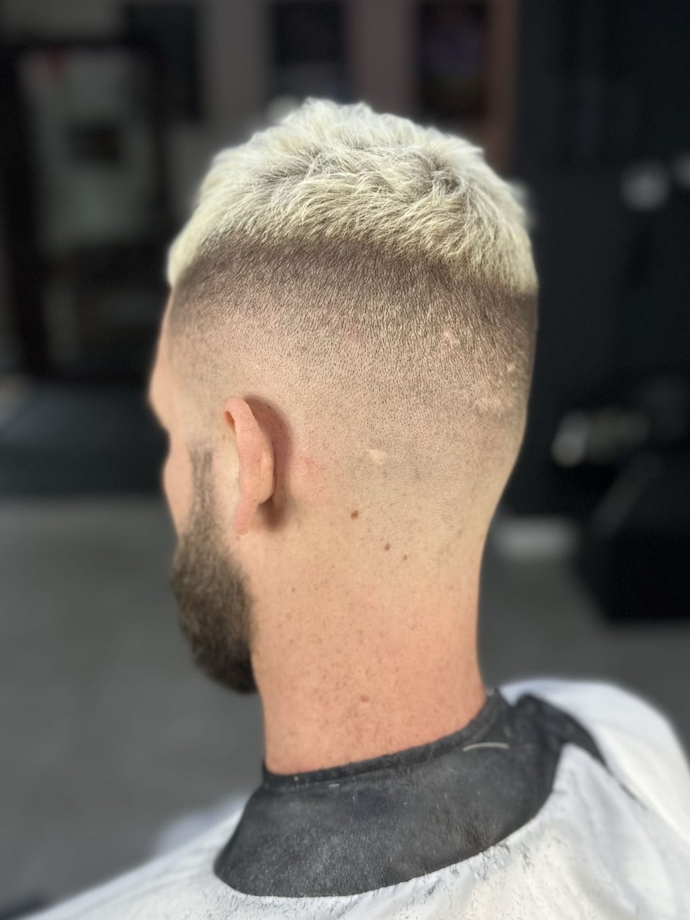 Realizacja The Wąs Barber — strzyżenie i broda 3